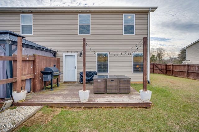 425 Manchester Place -, Bristol, TN 37620