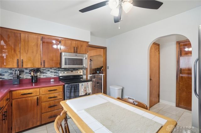 1466 S Central Drive, Beavercreek, OH 45432