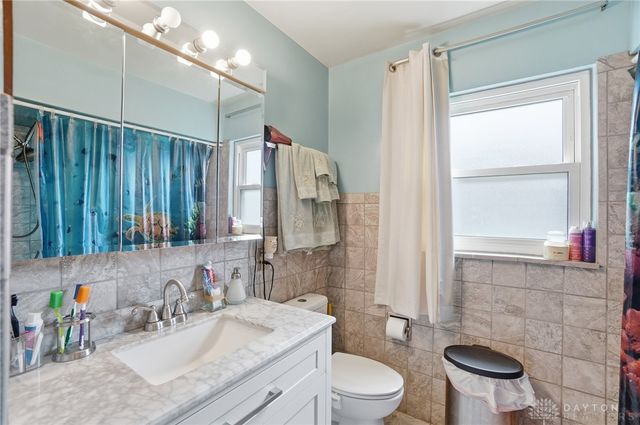 1466 S Central Drive, Beavercreek, OH 45432