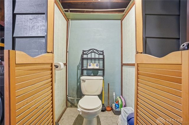 1466 S Central Drive, Beavercreek, OH 45432