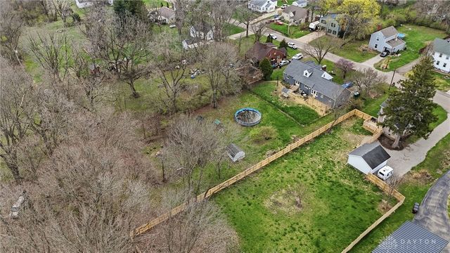 1466 S Central Drive, Beavercreek, OH 45432