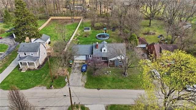 1466 S Central Drive, Beavercreek, OH 45432