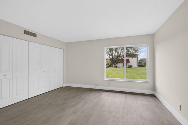 12020 W GREENWAY Drive 101, Royal Palm Beach, FL 33411