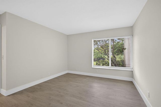 12020 W GREENWAY Drive 101, Royal Palm Beach, FL 33411