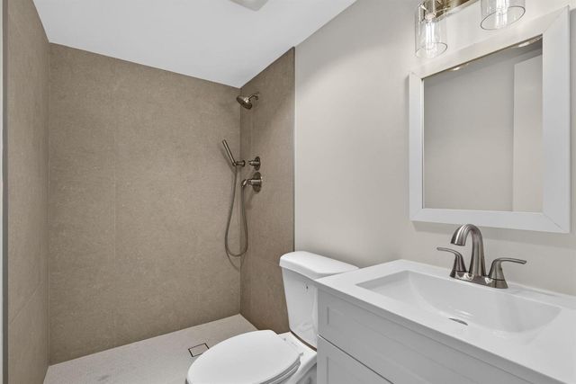 12020 W GREENWAY Drive 101, Royal Palm Beach, FL 33411