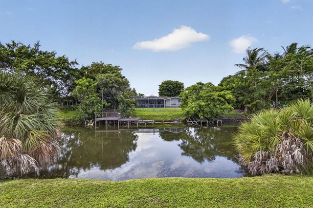12020 W GREENWAY Drive 101, Royal Palm Beach, FL 33411