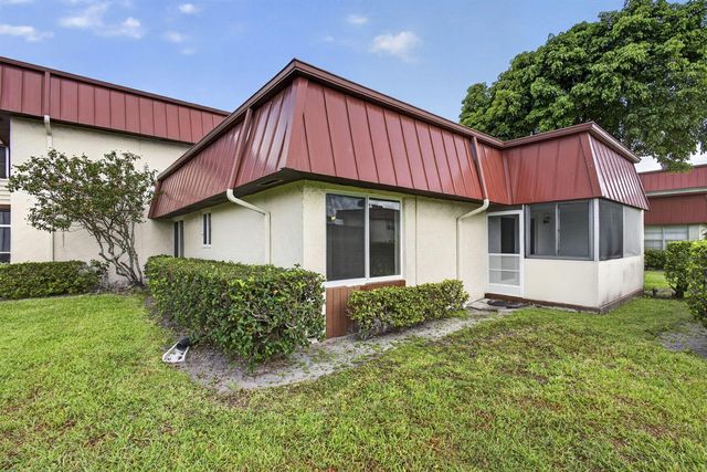 12020 W GREENWAY Drive 101, Royal Palm Beach, FL 33411