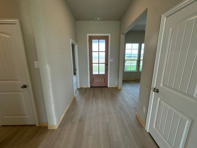 180 Horizon Road, Valley View, TX 76272