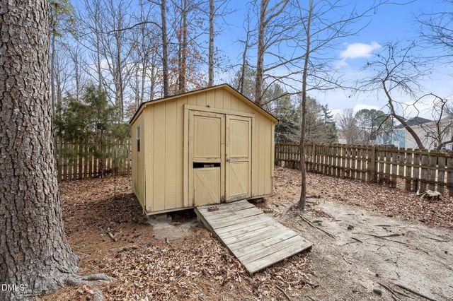 3200 Daingerfield Drive, Raleigh, NC 27616