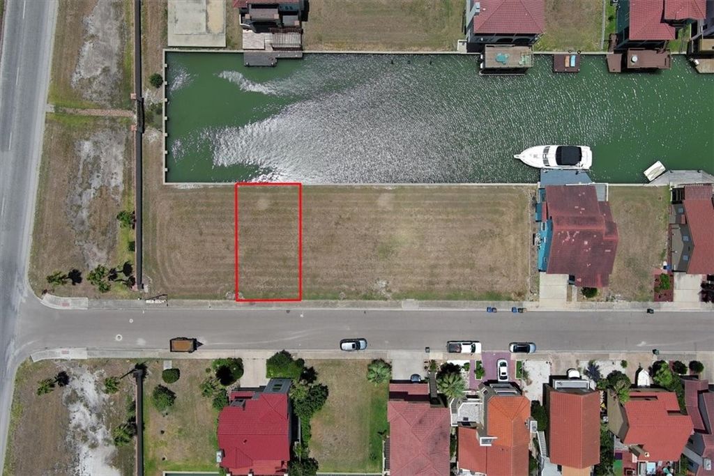 705 Imperial Harbor, Corpus Christi, TX 78402 — exterior
