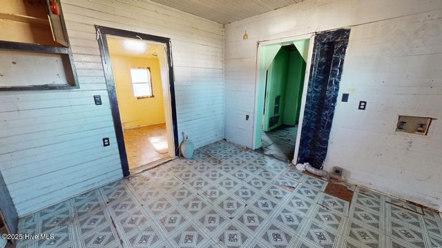 8 Corapeake Road, Corapeake, NC 27926