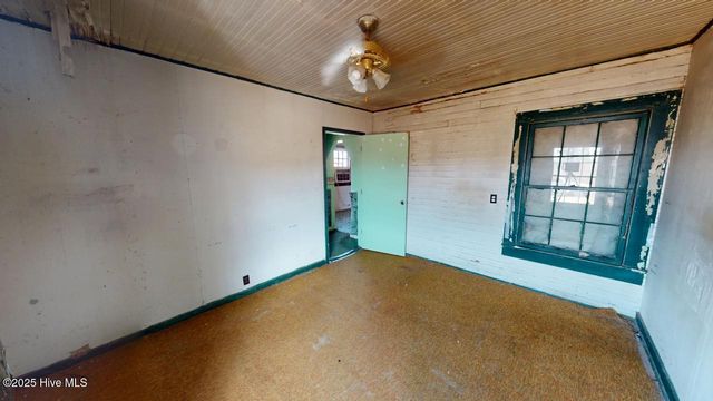 8 Corapeake Road, Corapeake, NC 27926