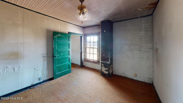 8 Corapeake Road, Corapeake, NC 27926
