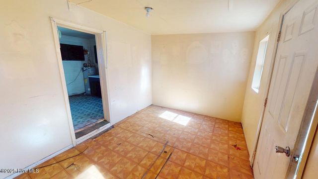 8 Corapeake Road, Corapeake, NC 27926