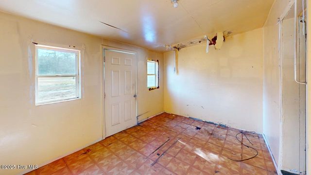 8 Corapeake Road, Corapeake, NC 27926