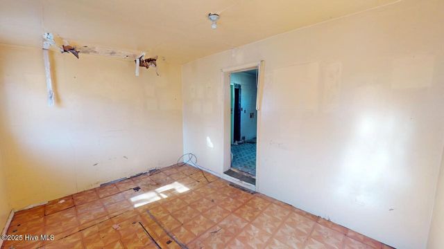 8 Corapeake Road, Corapeake, NC 27926