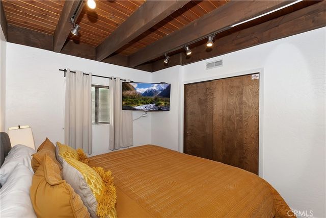 42533 Moonridge Road, Big Bear Lake, CA 92315