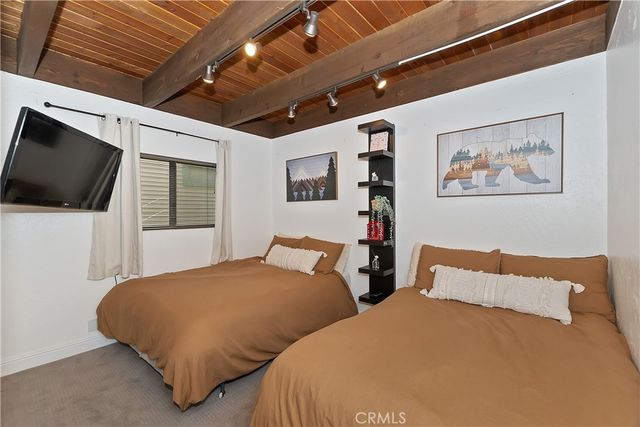 42533 Moonridge Road, Big Bear Lake, CA 92315