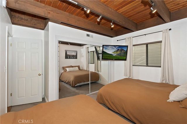 42533 Moonridge Road, Big Bear Lake, CA 92315