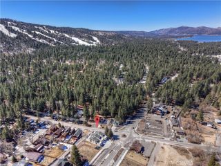 42533 Moonridge Road, Big Bear Lake, CA 92315