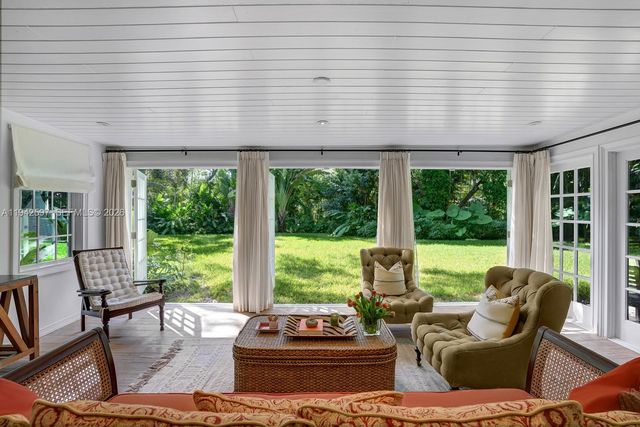 530 Melaleuca Ln, Miami, FL 33137