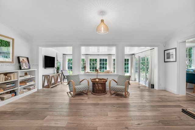 530 Melaleuca Ln, Miami, FL 33137