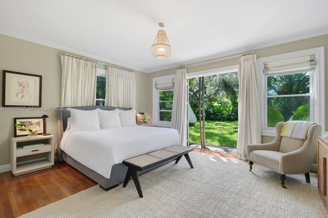 530 Melaleuca Ln, Miami, FL 33137