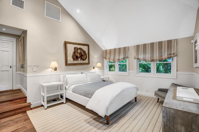 530 Melaleuca Ln, Miami, FL 33137