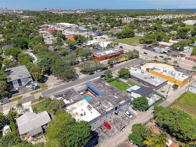 37 SW 14th St 19, Dania Beach, FL 33004