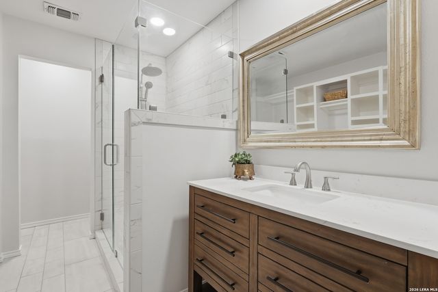 13610 Cobble Way Cir, San Antonio, TX 78231