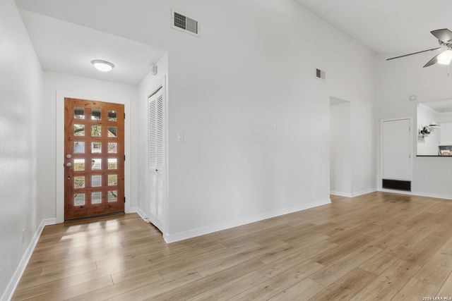 13610 Cobble Way Cir, San Antonio, TX 78231