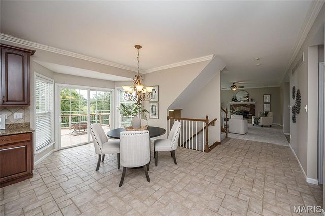 1517 Indian Hill Lane, Ballwin, MO 63021