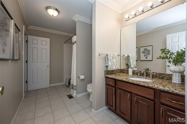 1517 Indian Hill Lane, Ballwin, MO 63021