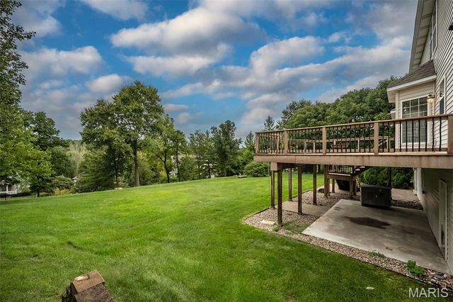 1517 Indian Hill Lane, Ballwin, MO 63021