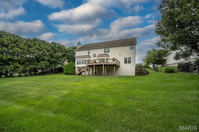1517 Indian Hill Lane, Ballwin, MO 63021