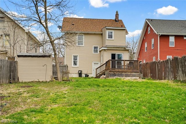 102 E Brookside Avenue, Akron, OH 44301