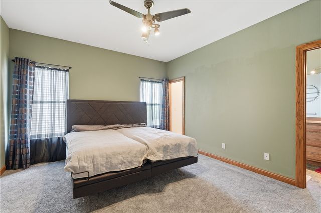 6205 Palmetto, Cedar Rapids, IA 52404