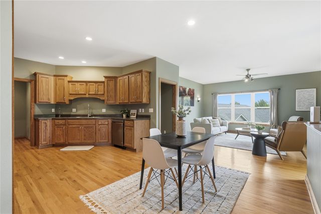 6205 Palmetto, Cedar Rapids, IA 52404