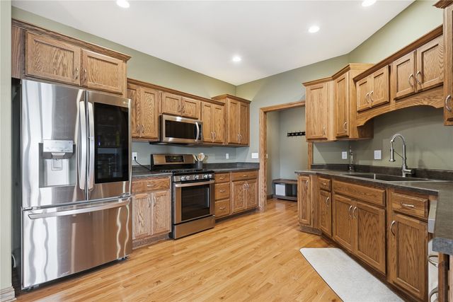 6205 Palmetto, Cedar Rapids, IA 52404