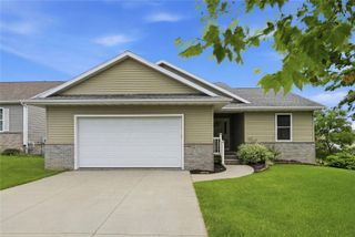 6205 Palmetto, Cedar Rapids, IA 52404
