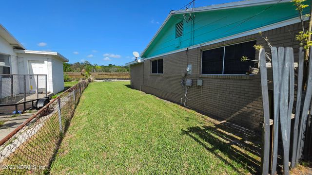 2311 RIBAULT SCENIC Drive, Jacksonville, FL 32208