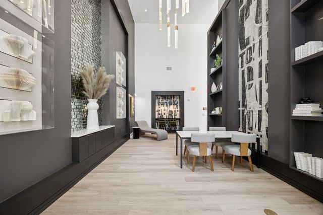 4110 Fairmount Street 1011, Dallas, TX 75219