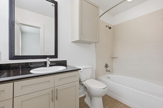 4110 Fairmount Street 1011, Dallas, TX 75219