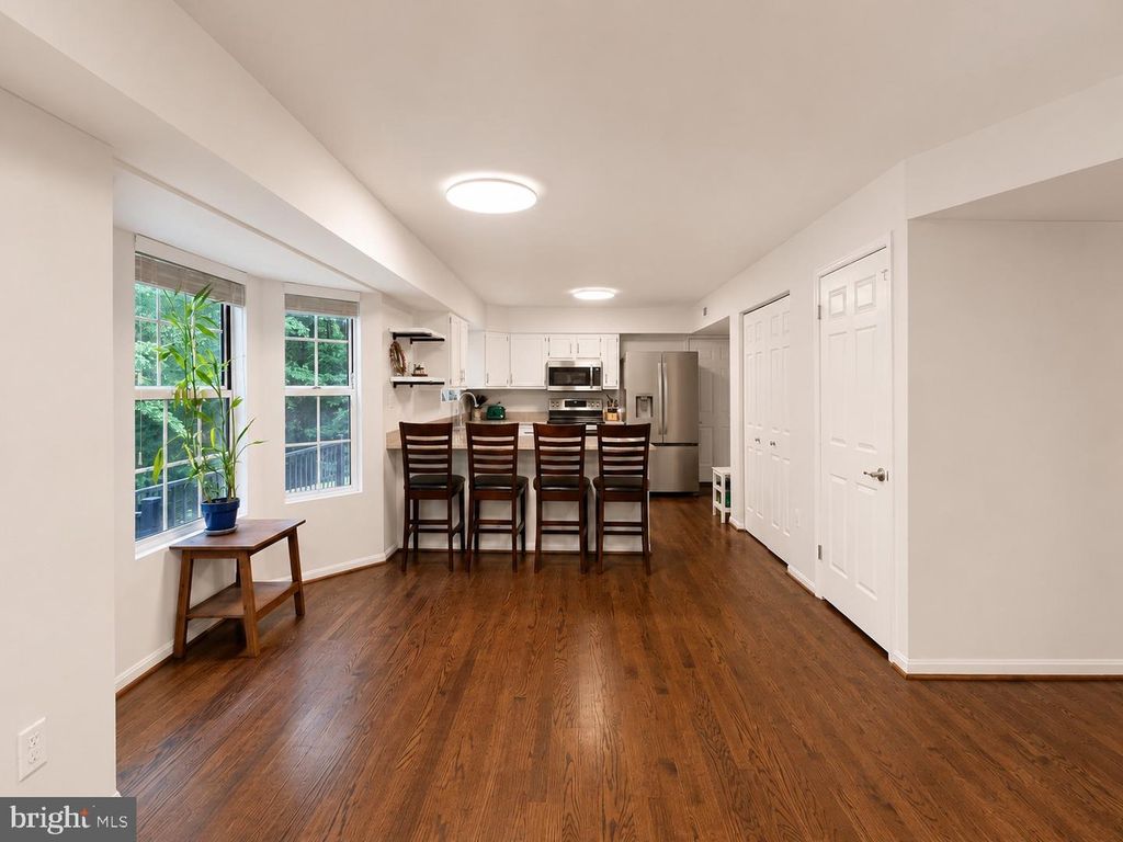 Image 12 of property listing at 8200 SYCAMORE CIR, Owings, MD 20736