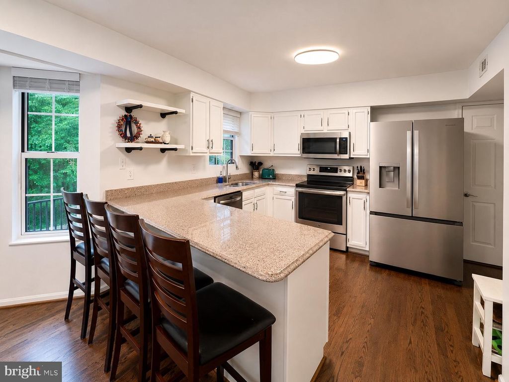 Image 14 of property listing at 8200 SYCAMORE CIR, Owings, MD 20736