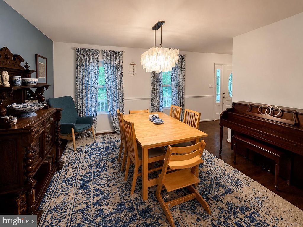 Image 17 of property listing at 8200 SYCAMORE CIR, Owings, MD 20736