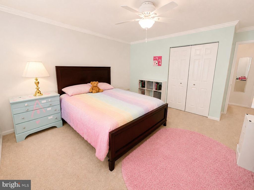 Image 31 of property listing at 8200 SYCAMORE CIR, Owings, MD 20736