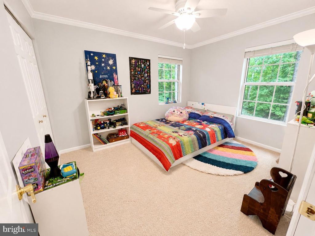 Image 32 of property listing at 8200 SYCAMORE CIR, Owings, MD 20736