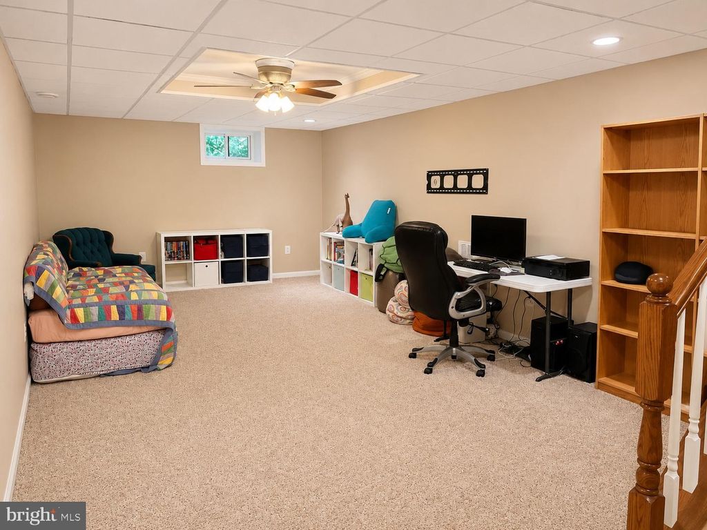 Image 42 of property listing at 8200 SYCAMORE CIR, Owings, MD 20736