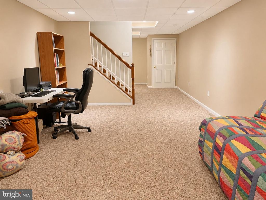 Image 44 of property listing at 8200 SYCAMORE CIR, Owings, MD 20736